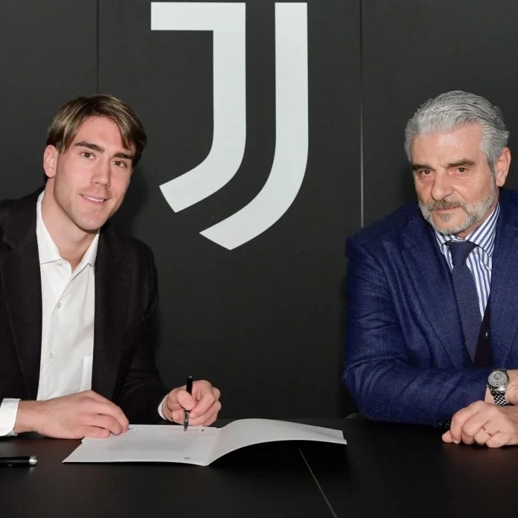 È NOSTRO_▫️_▪️__calciomercato _vlahovic _jupassion _champions _championsleague _juventus _forzajuve _juve _finoallafine _tilltheend _adidas _seriea _calciomercato _juventusstadium _cristianoronaldo _cr7 _adidasfootball _turin(image0).jpg